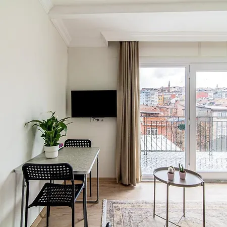 Studio Flat With Terrace In Balat Fatih Istanbul